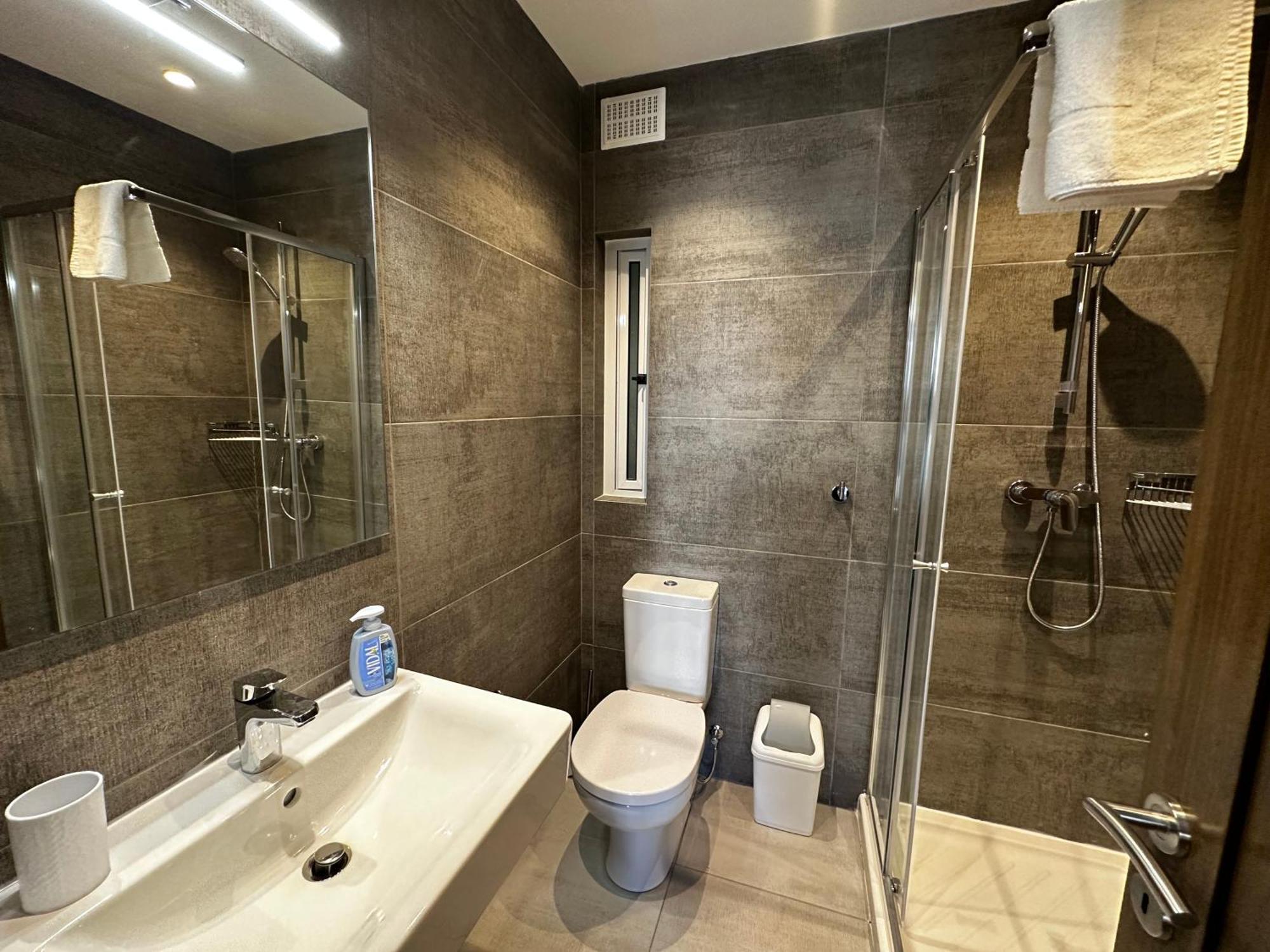 Ferienwohnung 86 Spinola Bay San Ġiljan Exterior foto
